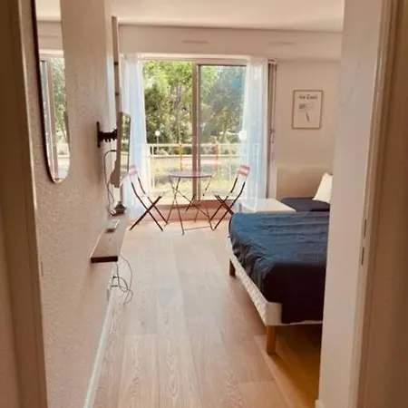 Idealement Situe * Αρασόν